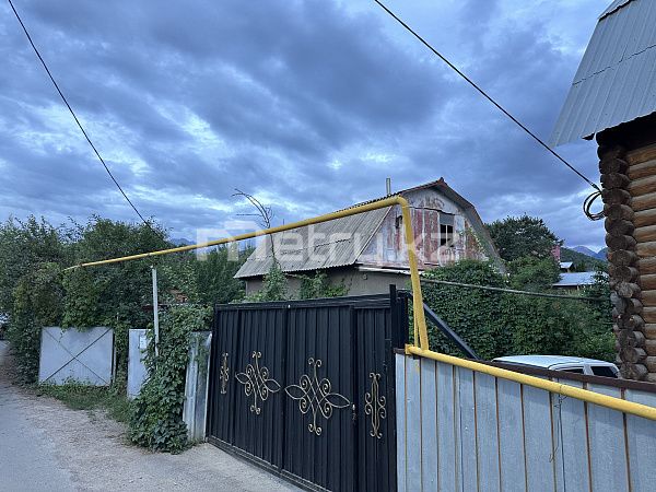 Дача в мкр Акжар 20 (ПКСТ Достык Саяжай)